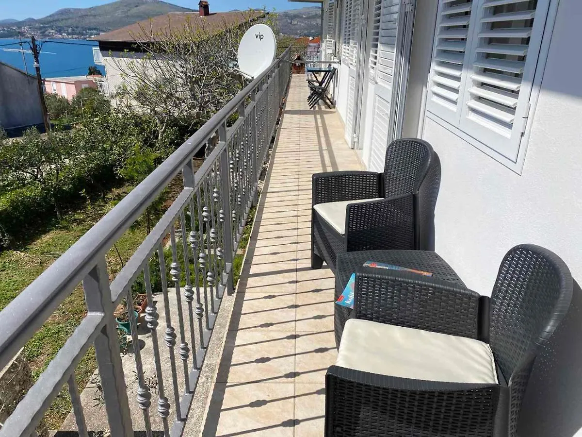 Apartment Apartman Vjeko, Okrug Gornji Trogir Croatia